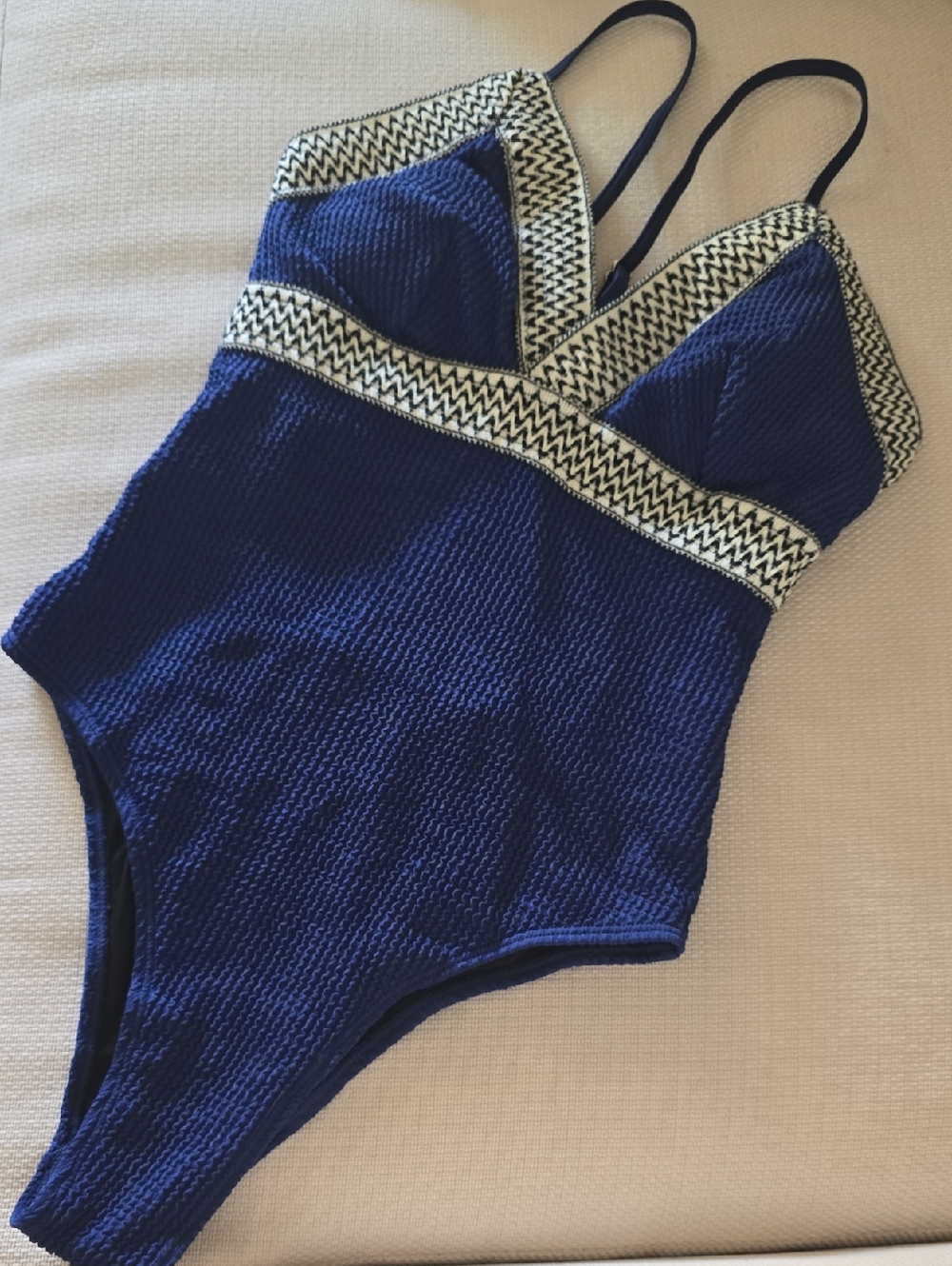 Cupshe Navy Blue One-Piece Swimsuit with White Chevron Trim